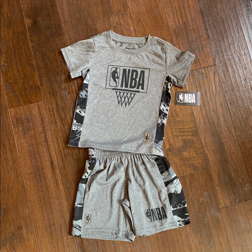 NWT NBA 2-piece set tee and basketball shorts kids size 4